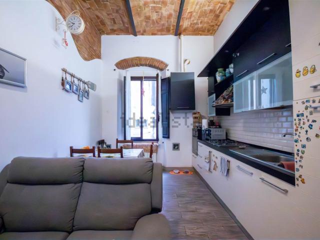 Appartamento in vendita a Cecina, Toscana