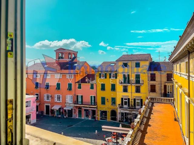 Appartamento in vendita a Sarzana, Liguria