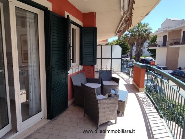 Appartamento in vendita a Mare, Marche