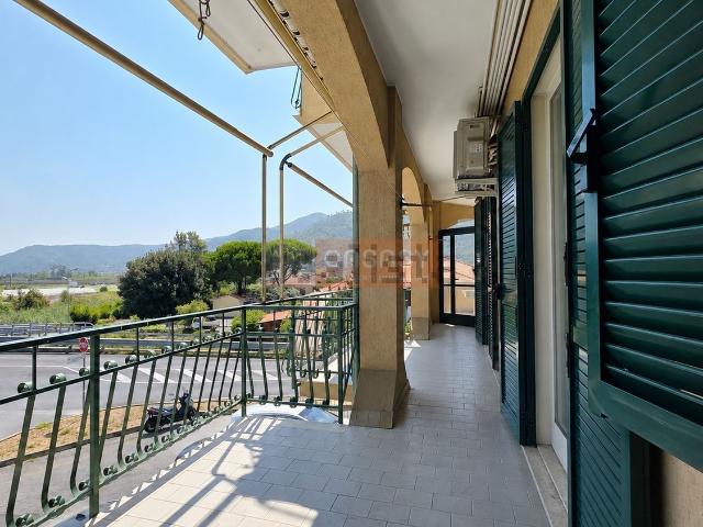 Appartamento in vendita a Villanova D'albenga, Liguria