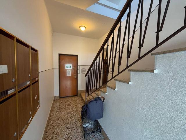 Appartamento in vendita a Sud-Est, Brenzone