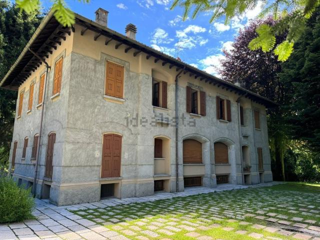 Appartamento in vendita a Magreglio, Lombardia