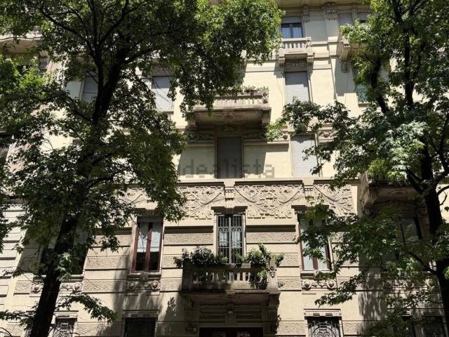 Appartamento in vendita a Municipio 8 di Milano, Milano