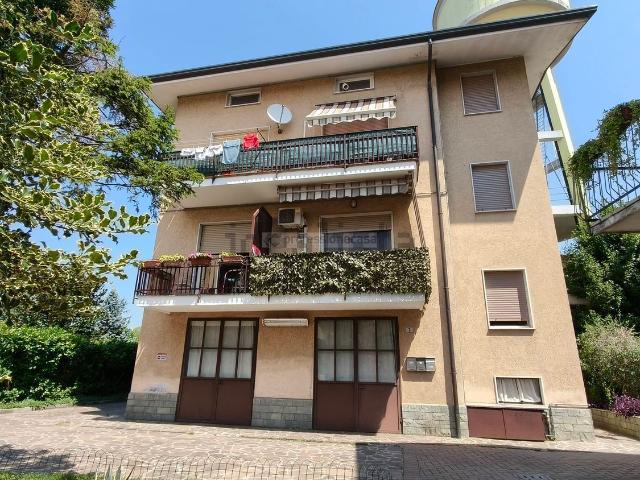 Appartamento in vendita a Costa Masnaga, Lombardia