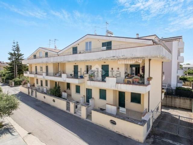 Appartamento in vendita a Cologna Spiaggia, Roseto degli Abruzzi