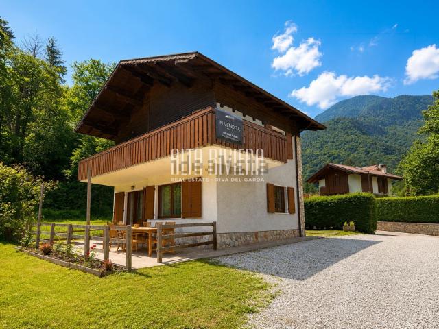 Appartamento in vendita a Comunità Alto Garda e Ledro, Molina Di Ledro