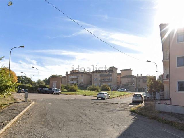 Appartamento in vendita a Madonna del Ponte, Vetralla