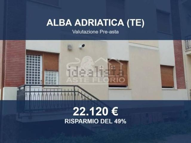 Appartamento in vendita a Alba Adriatica, Teramo