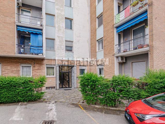 Appartamento in vendita a Vigevano, Lombardia