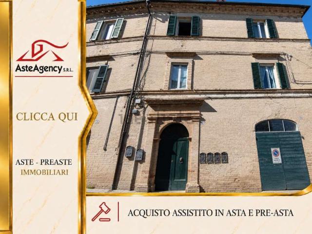 Appartamento in vendita a Marche, Macerata