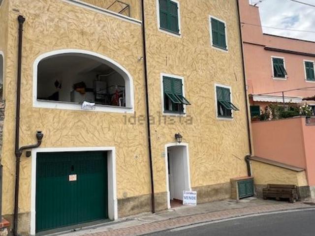 Appartamento in vendita a Tovo San Giacomo, Liguria
