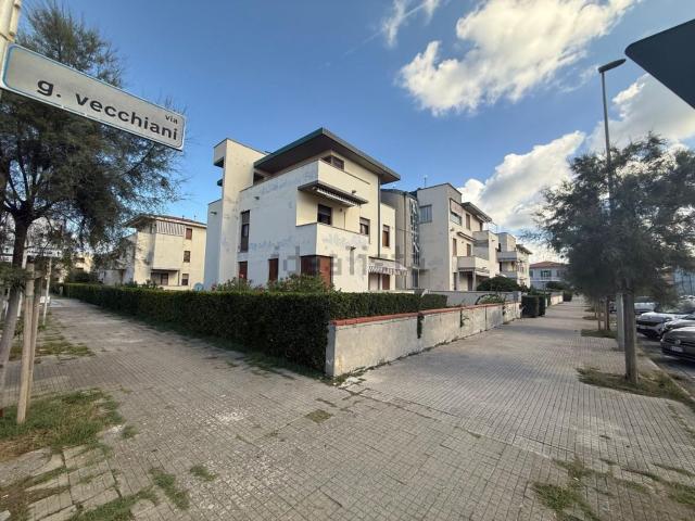 Appartamento in vendita a Marina di Pisa, Pisa