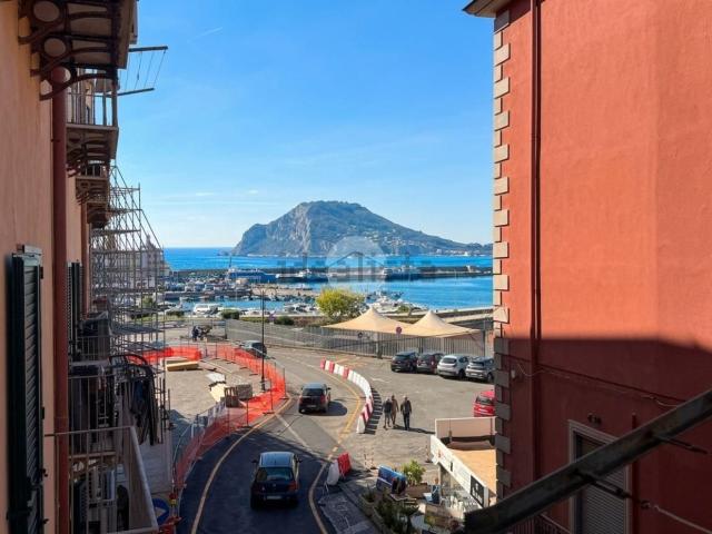 Appartamento in vendita a Pozzuoli