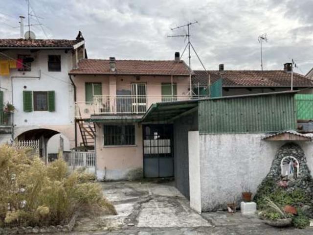 Appartamento in vendita a Alice Castello, Vercelli