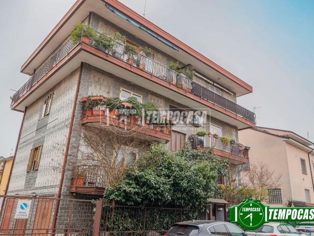 Appartamento in vendita a Quartiere Pasubio, Cesano Boscone