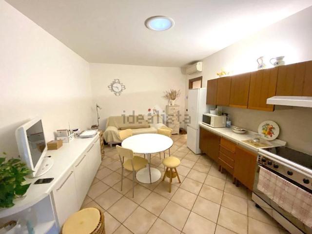 Appartamento in vendita a Samarate, Lombardia