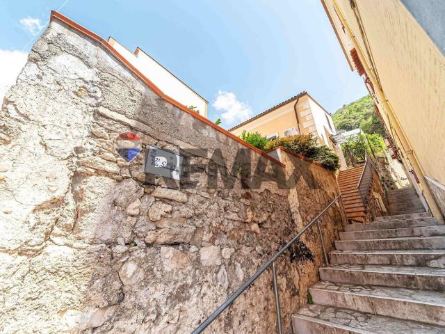 Appartamento in vendita a Cetara, Salerno