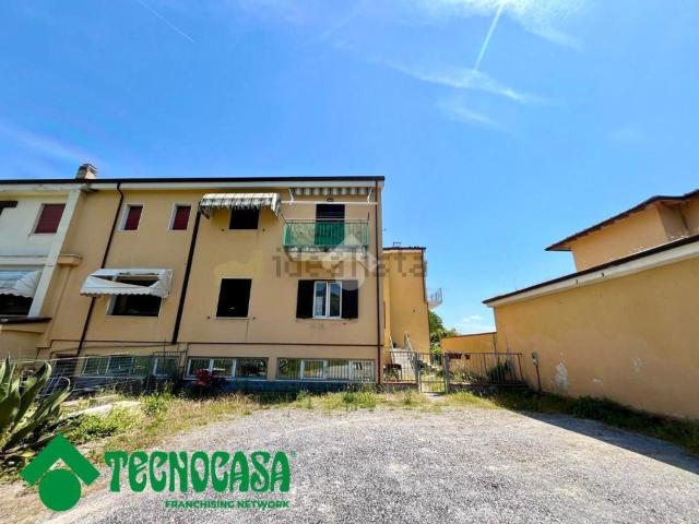 Appartamento in vendita a Ameglia, Liguria