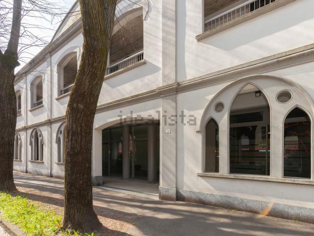 Appartamento in vendita a Tradate, Lombardia
