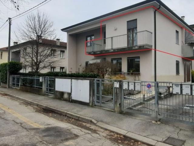 Appartamento in vendita a Vicenza, Veneto