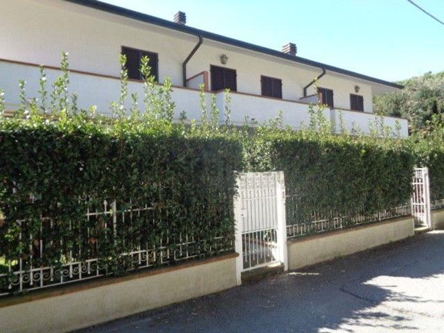 Appartamento in vendita a Ronchi, Marina Di Massa