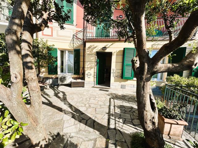 Appartamento in vendita a Case rosse, Camogli