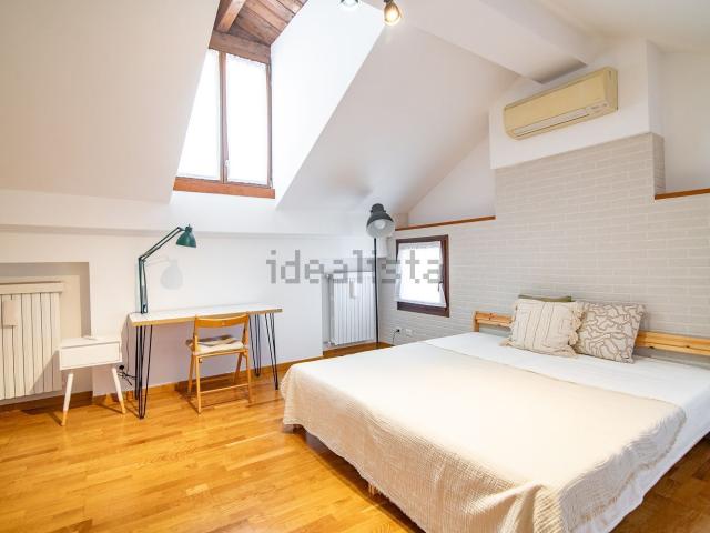 Appartamento in vendita a Ticinese, Milano
