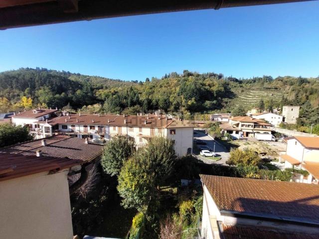 Attico in vendita a Pratovecchio Stia, Pratovecchio