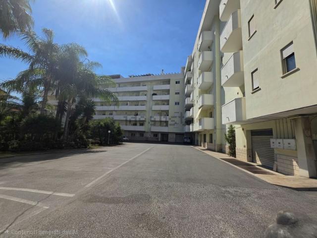 Appartamento in vendita a Calabria, Reggio Calabria