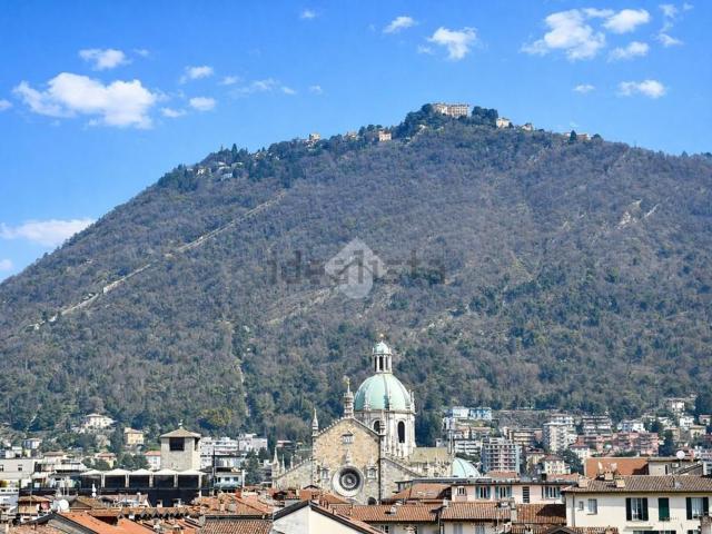 Appartamento in vendita a San Bartolomeo, Como