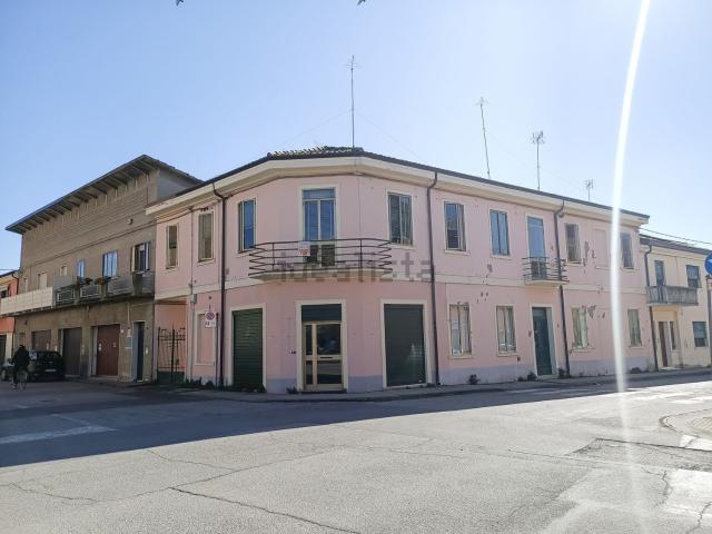 Appartamento in vendita a Borgo Dolomiti, Adria