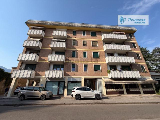 Appartamento in vendita a Schio, Veneto