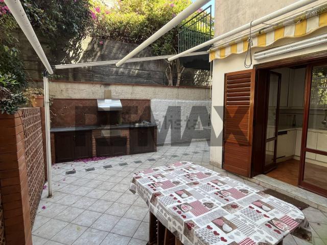 Appartamento in vendita a Stazzo, Acireale