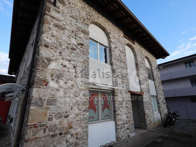 Appartamento in vendita a Martignacco, Friuli-Venezia Giulia