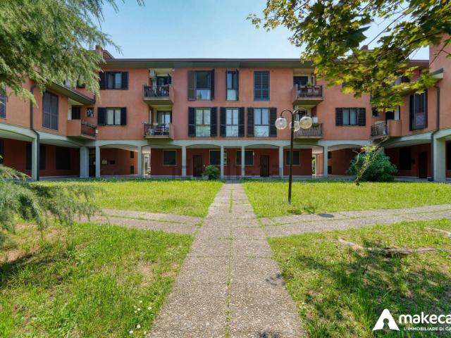 Appartamento in vendita a Cerro Al Lambro, Lombardia