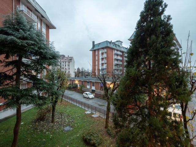 Appartamento in vendita a Villaggio Gorizia, Baranzate