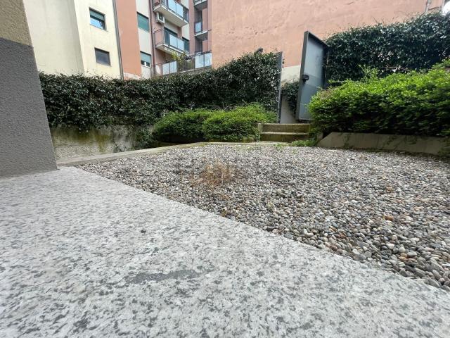 Appartamento in vendita a Caserme, Como