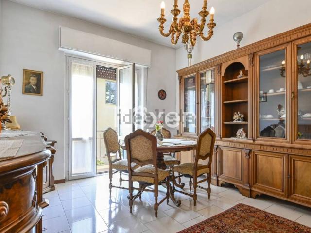 Appartamento in vendita a Bergamo, Lombardia