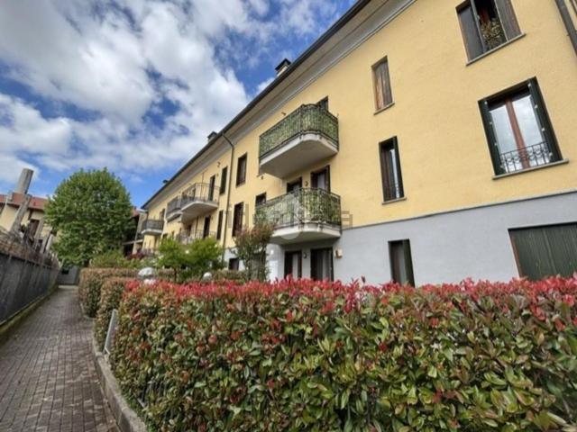 Appartamento in vendita a Corbetta, Lombardia