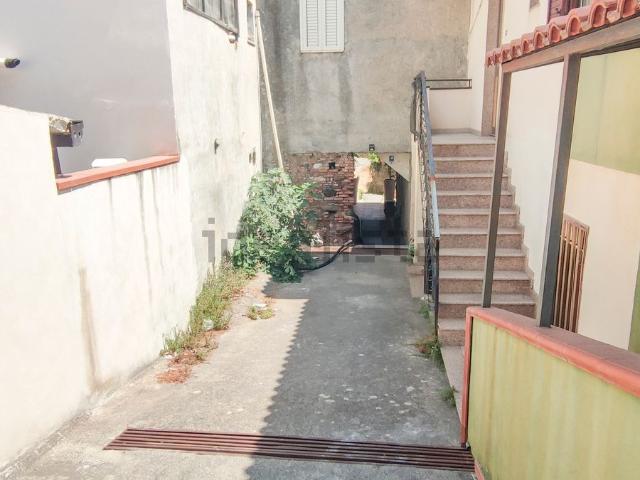 Appartamento in vendita a Nizza Di Sicilia, Sicilia