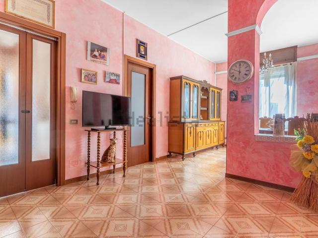 Appartamento in vendita a Busnago, Lombardia