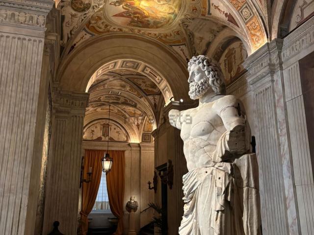 Appartamento in vendita a Centro Est, Serra Riccò
