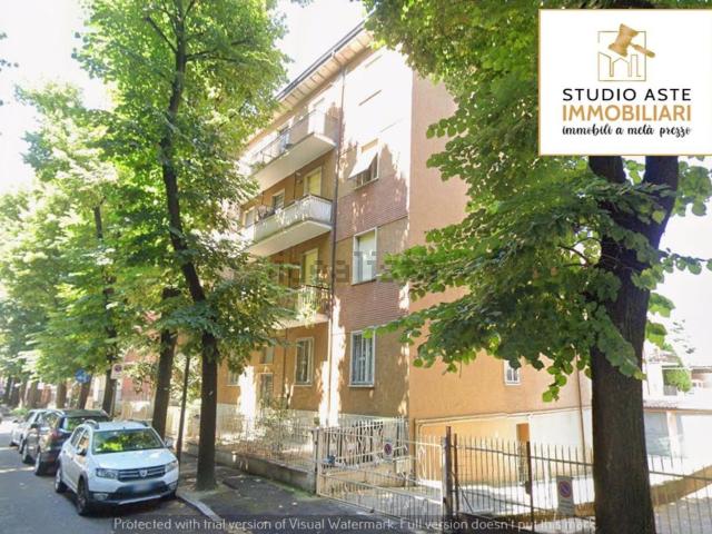 Appartamento in vendita a Infrangibile, Piacenza