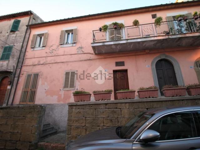 Appartamento in vendita a Cellere, Lazio