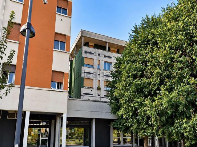 Appartamento in vendita a Ospizio, Reggio Emilia