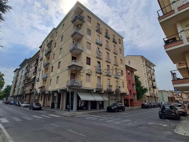 Appartamento in vendita a Casteggio, Pavia