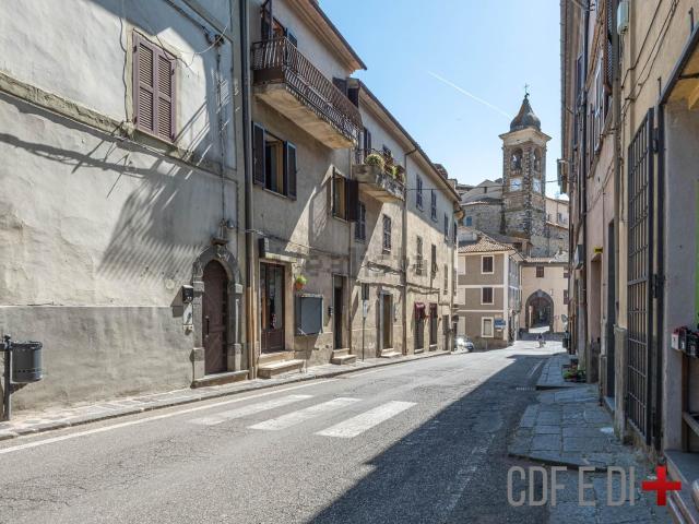 Appartamento in vendita a Gradoli, Lazio