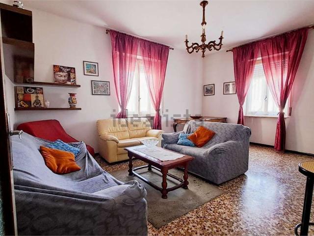 Appartamento in vendita a Casteggio, Lombardia