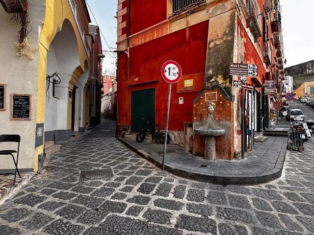 Appartamento in vendita a Corricella, Procida