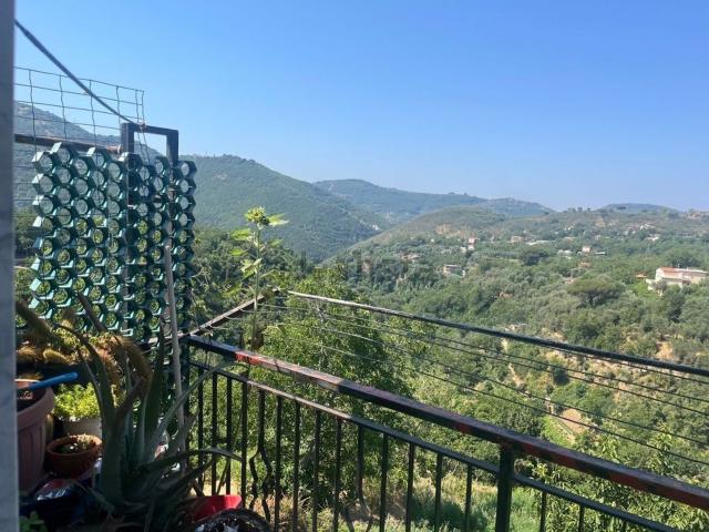 Appartamento in vendita a Massaquano, Vico Equense
